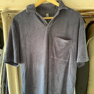 Frotté piké  - FROTTÉ PIKE i nyskick inga defekter  Perfekt inför sommaren!