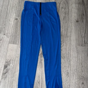 Blå leggings/byxa  - Oanvända storlek 36