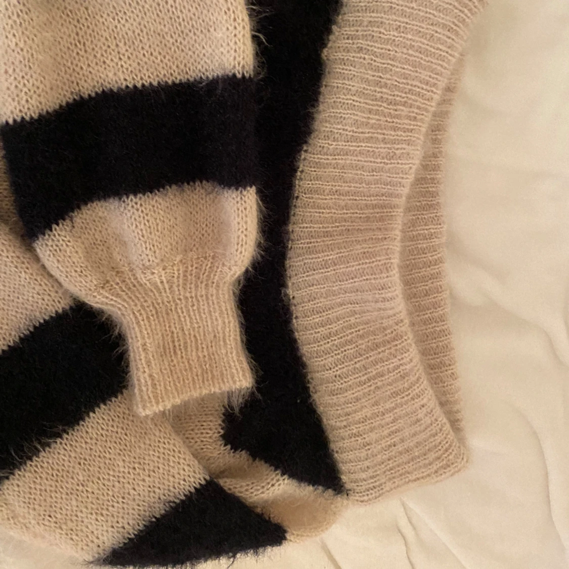 Randig stickad tröja - 90