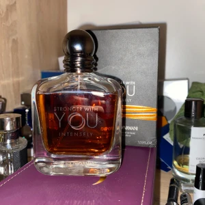 Swy intensely - Ungefär 90% kvar av 100 ml och box ingår