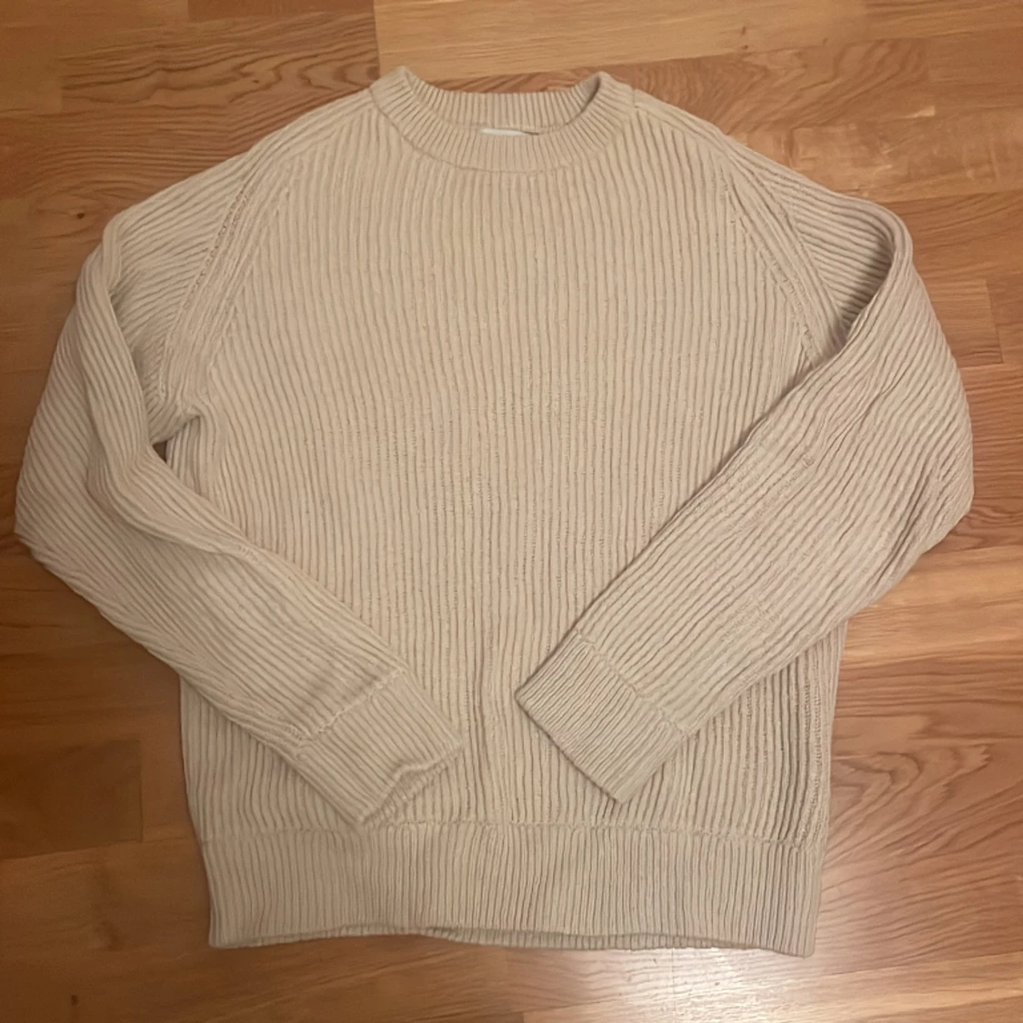 NN07 stickad tröja