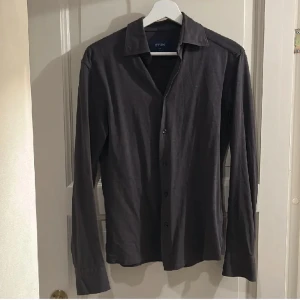 Två Eton skjortor  - Två skjortor 