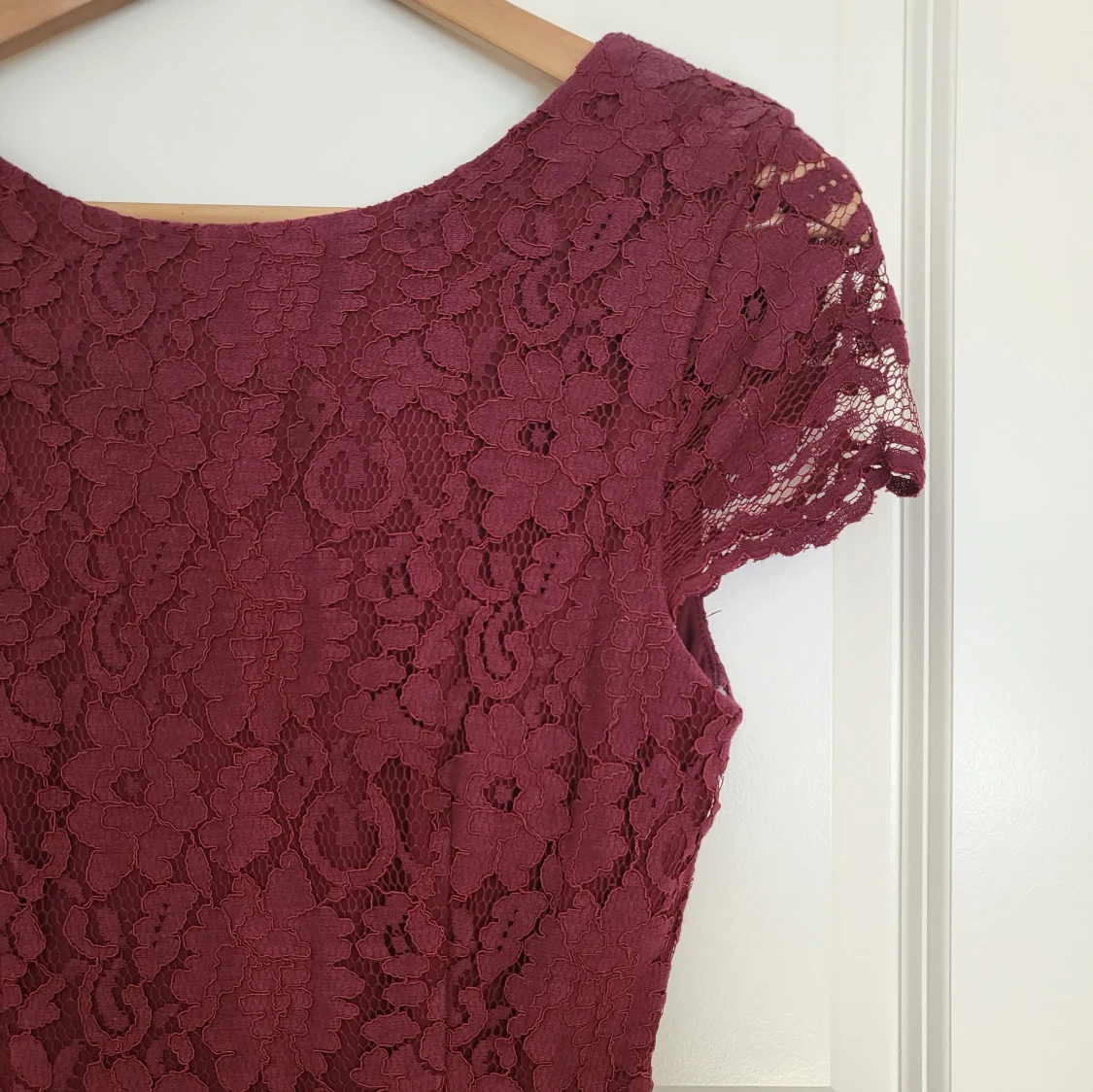 Vinröd balklänning - 91