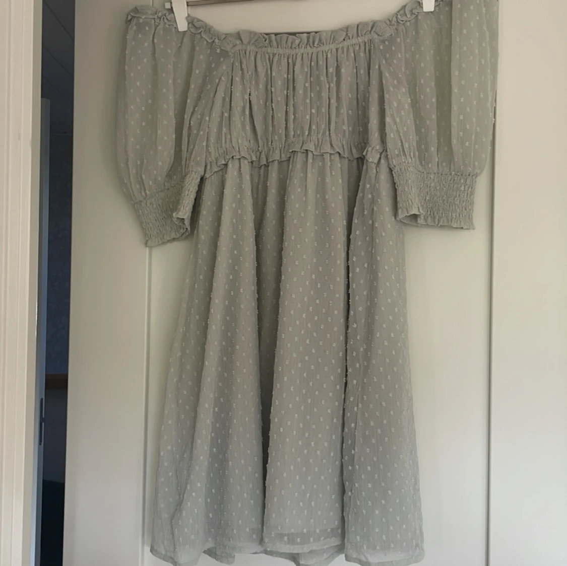 Ljusgrön sommarklänning