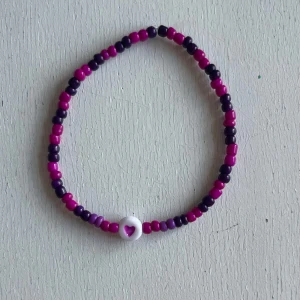 egen gjort armband  - egen gjort armband från mitt egna smyckes tillverkning, 15kr+ frakt 