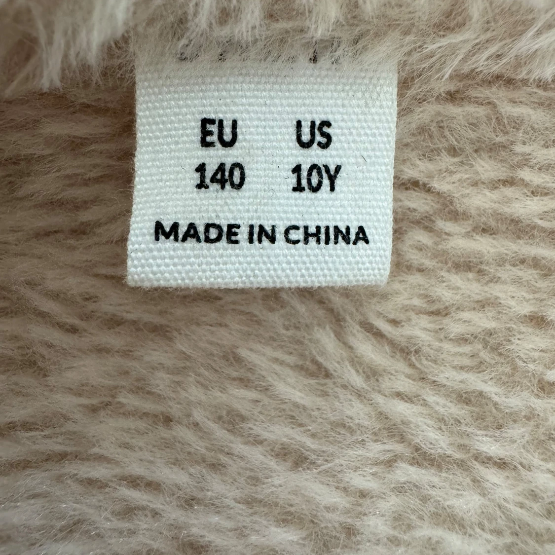 Svart skinnjacka med detaljer från Shein  - 91