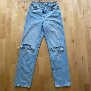 Jeans - Blåa jeans från GinaTricot💕