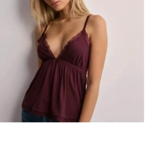 Linne från Nelly  - Nelly 250kr orginalpris Xs