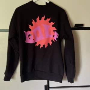 Golf le Fleur sweatshirt  - En jättefin Golf le Fleur tröja, knappt använd i jättefint skick. Original påse följer med vid köp. Kom gärna med prisförslag! 