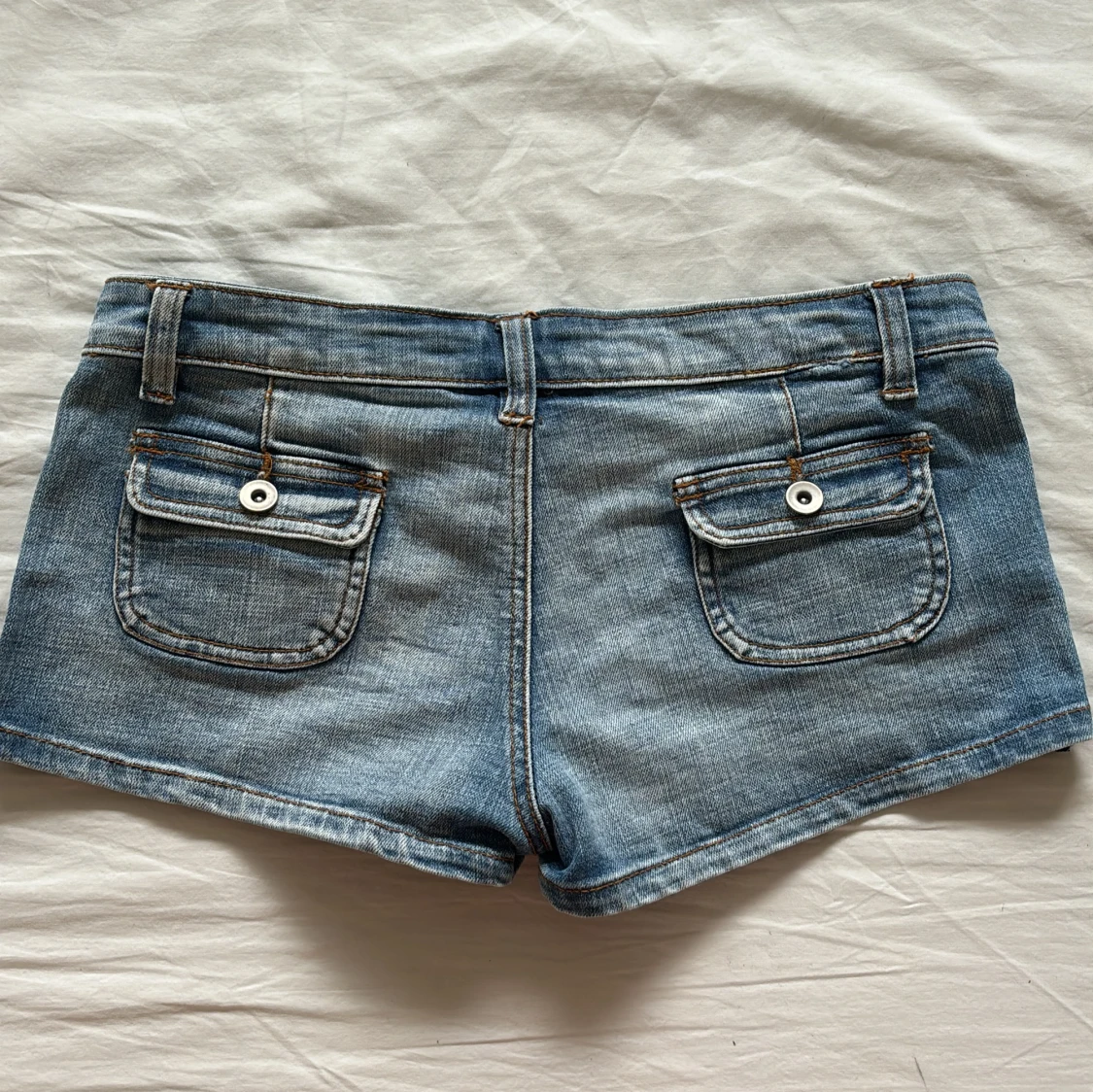 Lågmidjade shorts - 90