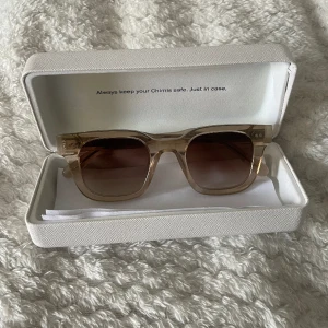 Chimi  - Säljer mina chimi i modellen 04 ecru 💕 Nästan aldrig använda så i väldigt bra skick! 