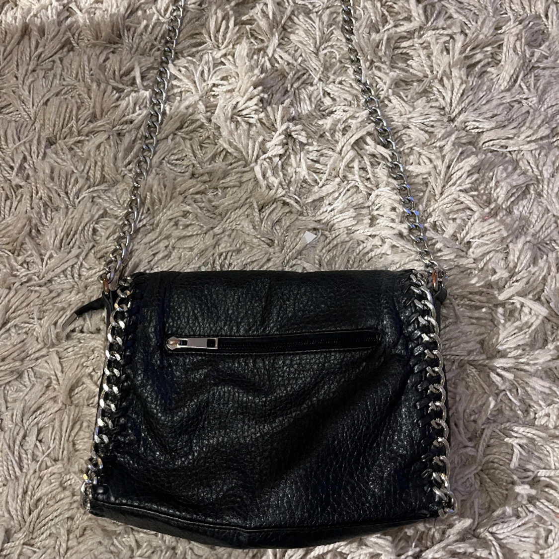 Tiamo handväska svart. - 90