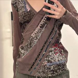 Fits xs-m in women  Grandma, 2000s style top  Great condition 