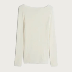 Intimissimi tröja - I fint skick, lite nopprig. 