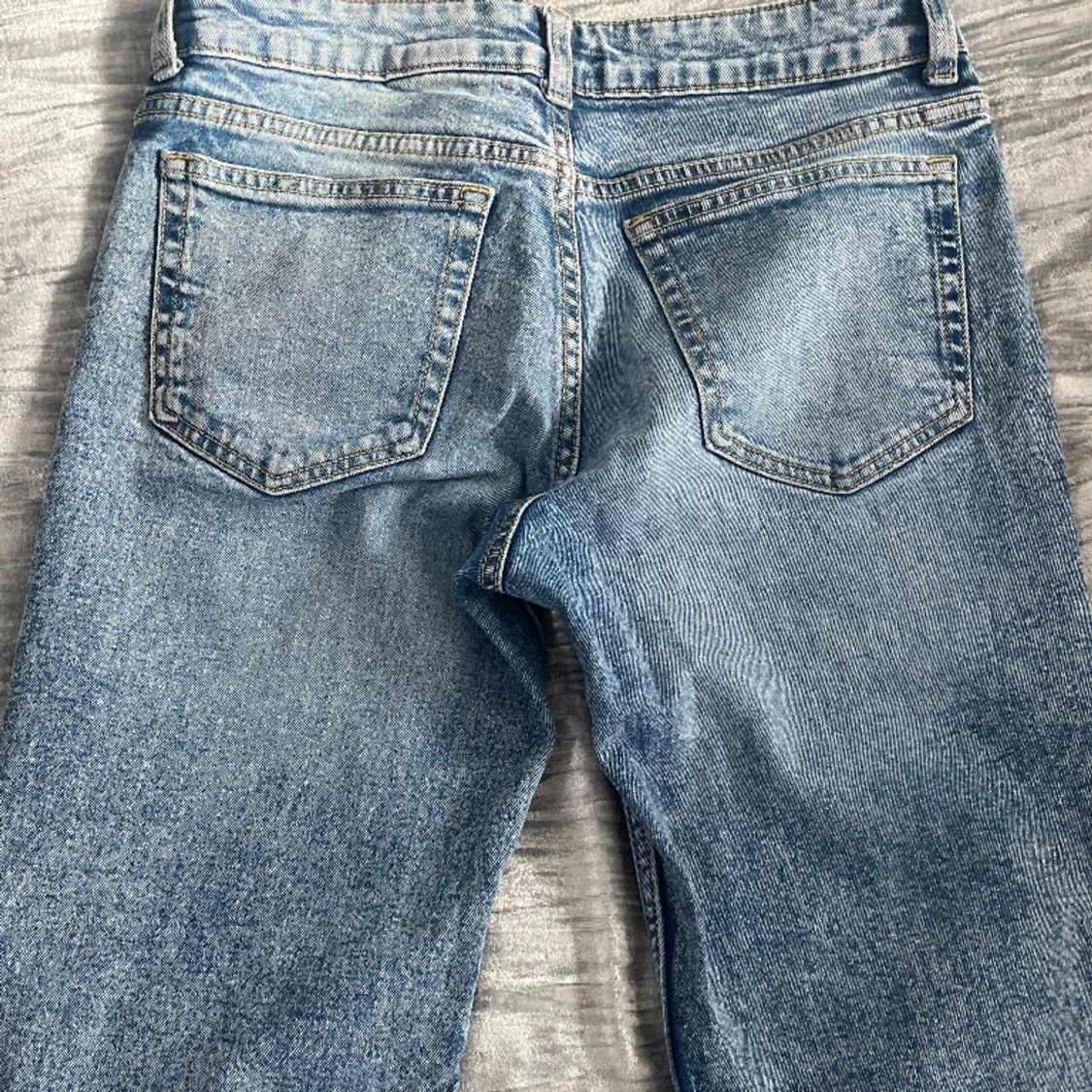 Blåa lågmidjade jeans  - 91