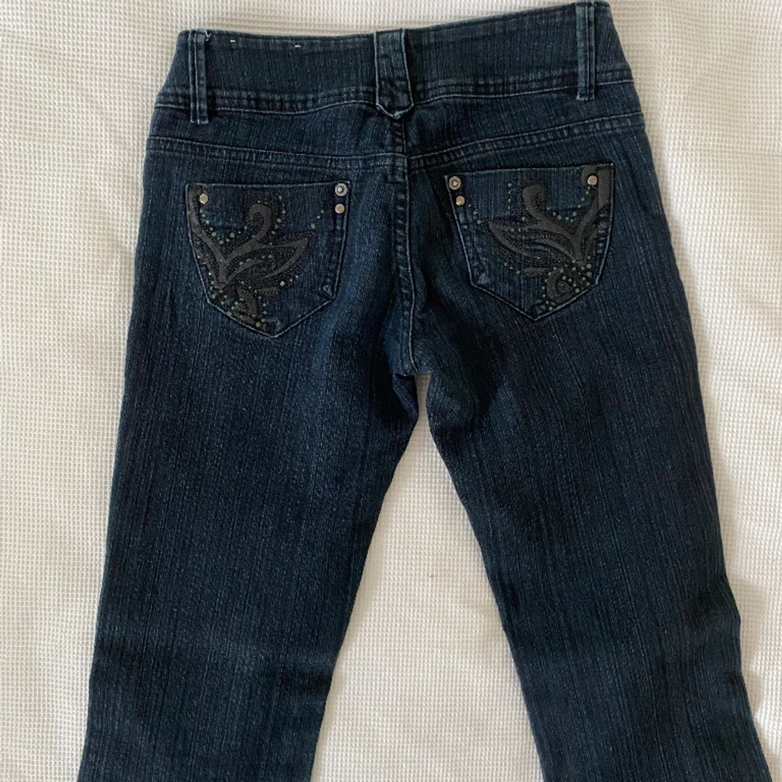 Lågmidjade mörkblå jeans - 90