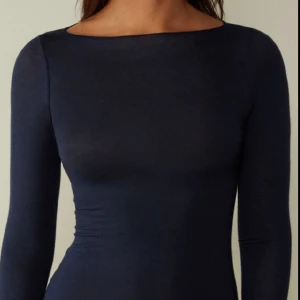 Marin blå intimissimi  - Jätte fin marinblå intimissimi tröja🪩kom priv för fler bilder 