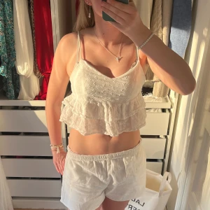 Volangtopp  - Supersöt volangtopp, perfekt till sommaren💓💓