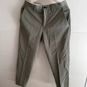 Kostymbyxor ZARA - Snygga byxor från ZARA!