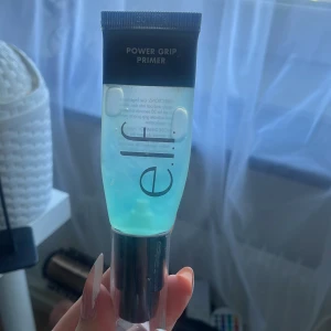 Elf powergrip primer - Var använd 2-3 gånger. Säljer för 59kr