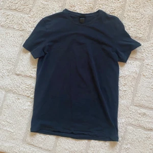 T-shirt - Svart t-shirt