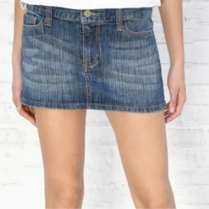 Brandy jeanskjol - Säljer denna jättefina jeanskjol från Brandy Melville