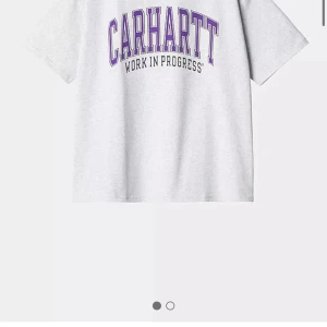 T-shirts  - T-shirts 