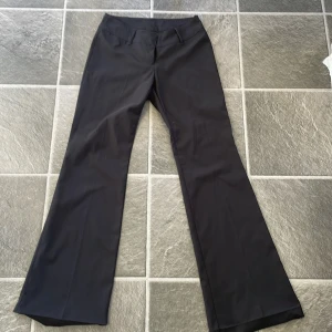 Kostymbyxor  - Low-Waits kostymbyxor. Stretchiga, knappt använda 