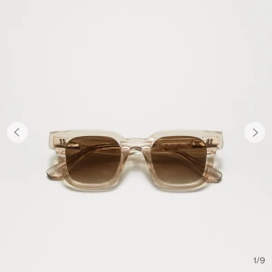 Chimi 04 - Chimi solglasögon i ecru färgen modell 04. Inga synliga defekter😍 pris kan diskuteras