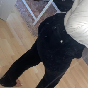 Juicy couture byxor - Väldigt fina och väl omhändertagna. Använd fåtal gånger