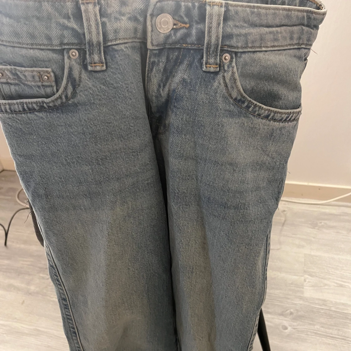 Low waist bootcut jeans från gina trickot  - 90