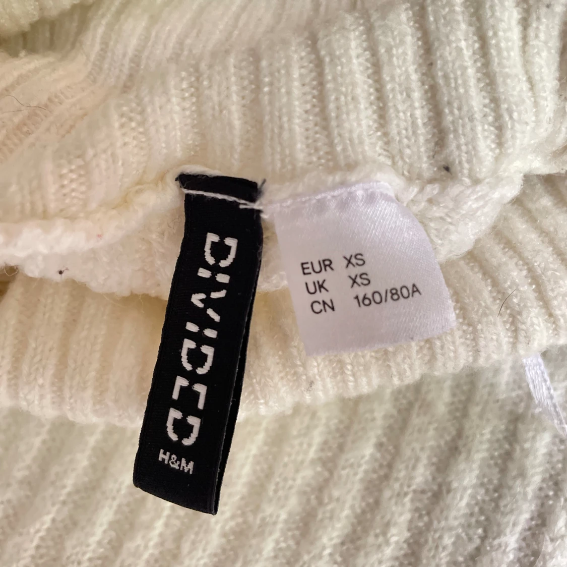 Mysig stickad polotröja🤍🌸 - 92