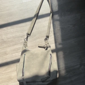 Grön väska - Ingen skada