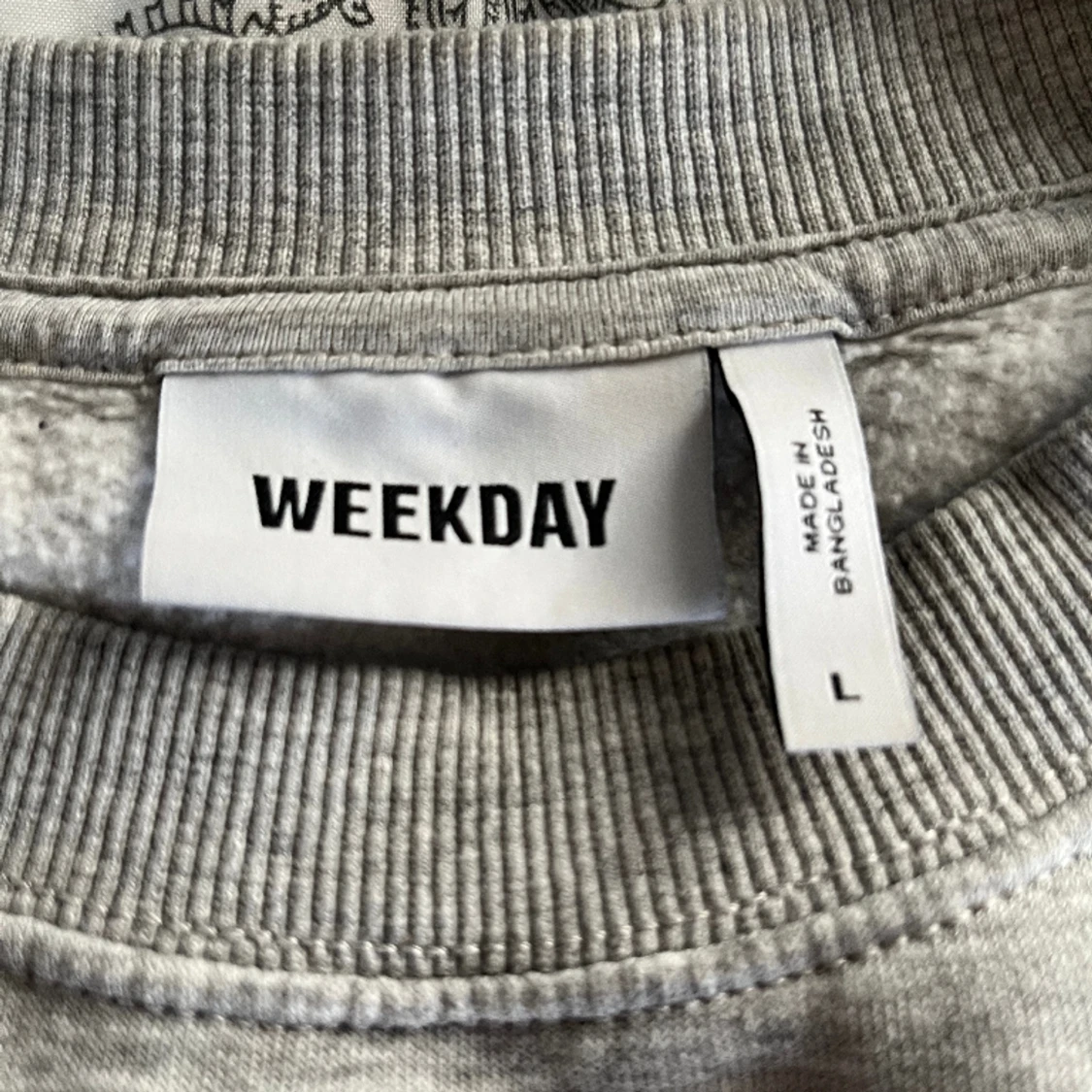 Sweatshirt weekday - 91