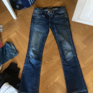 Snygga ltb jeans - Säljer mina favvo jeans från ltb för att dom tyvärr har blivit för små för mig,dom är i bra skick och helt utan skador. Priset kan diskuteras vid snabb affär