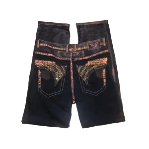 Robin jeans - As feta gold waxed Robin jeans as bra cond dom e uppklippta längst ner så dome mer bootcut priset kan diskuteras vid snabb affär och skriv vid frågor 