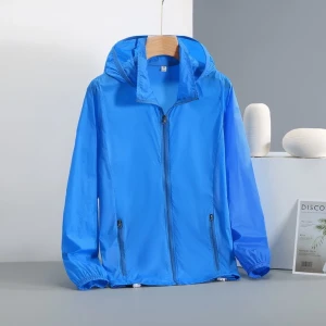 Tjej tröja  - Helt ny fraktas gratis och 30 dagars retur rätt. Fin tröja för tjejer i många olika färger bara för 349kr.