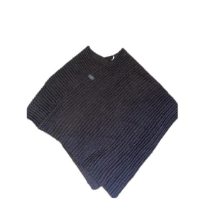 Poncho brun - Brun poncho, stickad. Från camaieu