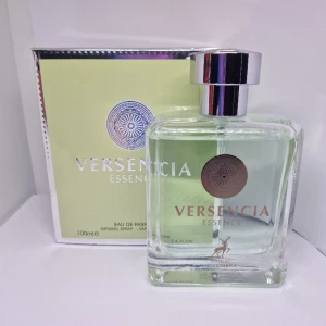 Maison alhambra - Versencia essence 100ml - Nyskick Sparsamt använd , se bilder Volym: 100ml