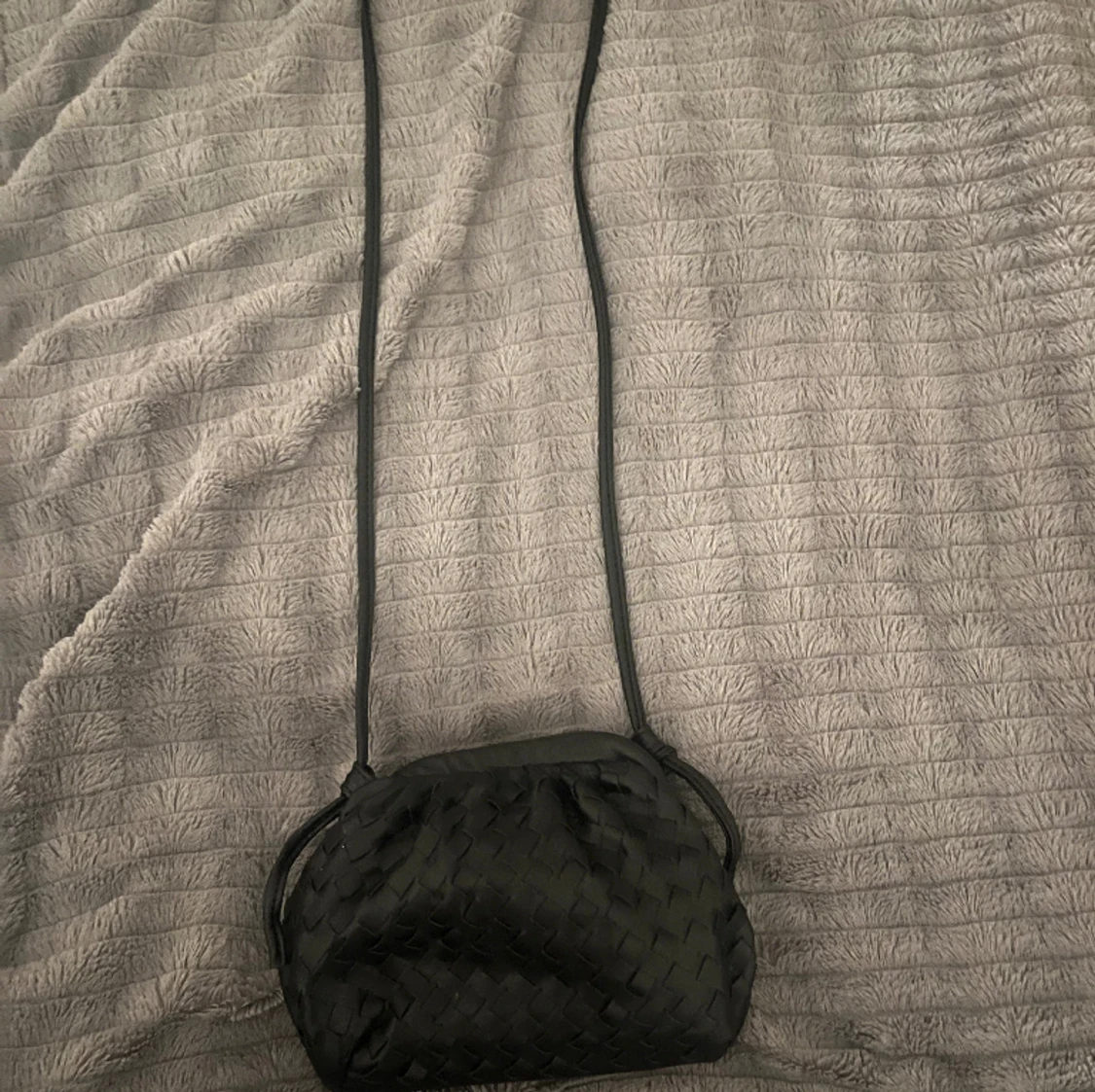 Bottetega liknade väska 