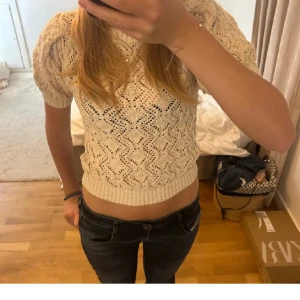 Tröja zara  - Stickad tröja från zara 