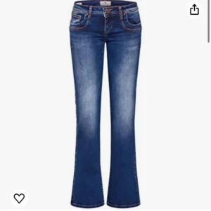 LTB jeans - Säljer mina LTB jeans i färgen ikeda wash. Fick dom för 2 år sen och eftersom att jag är 178 lång så har jag sprättat upp dom för att de ska bli längre. Skriv för mer info eller bilder 💕