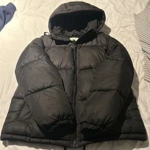 Hm vinterjacka  - Nyskick använd ca 3 gånger 