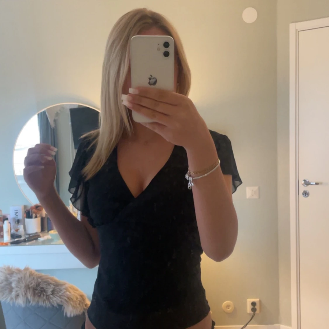 svart kortärmad blus 