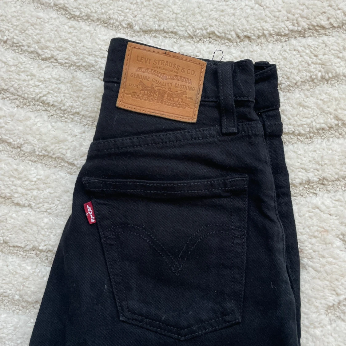 Levi’s jeans - 90