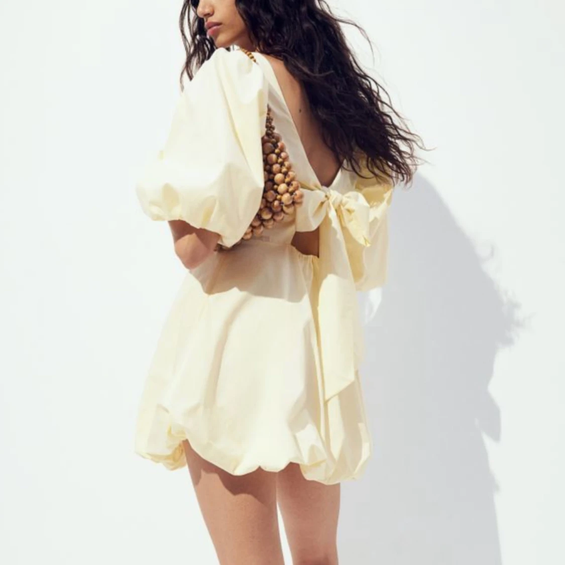 Gul klänning hm - 90