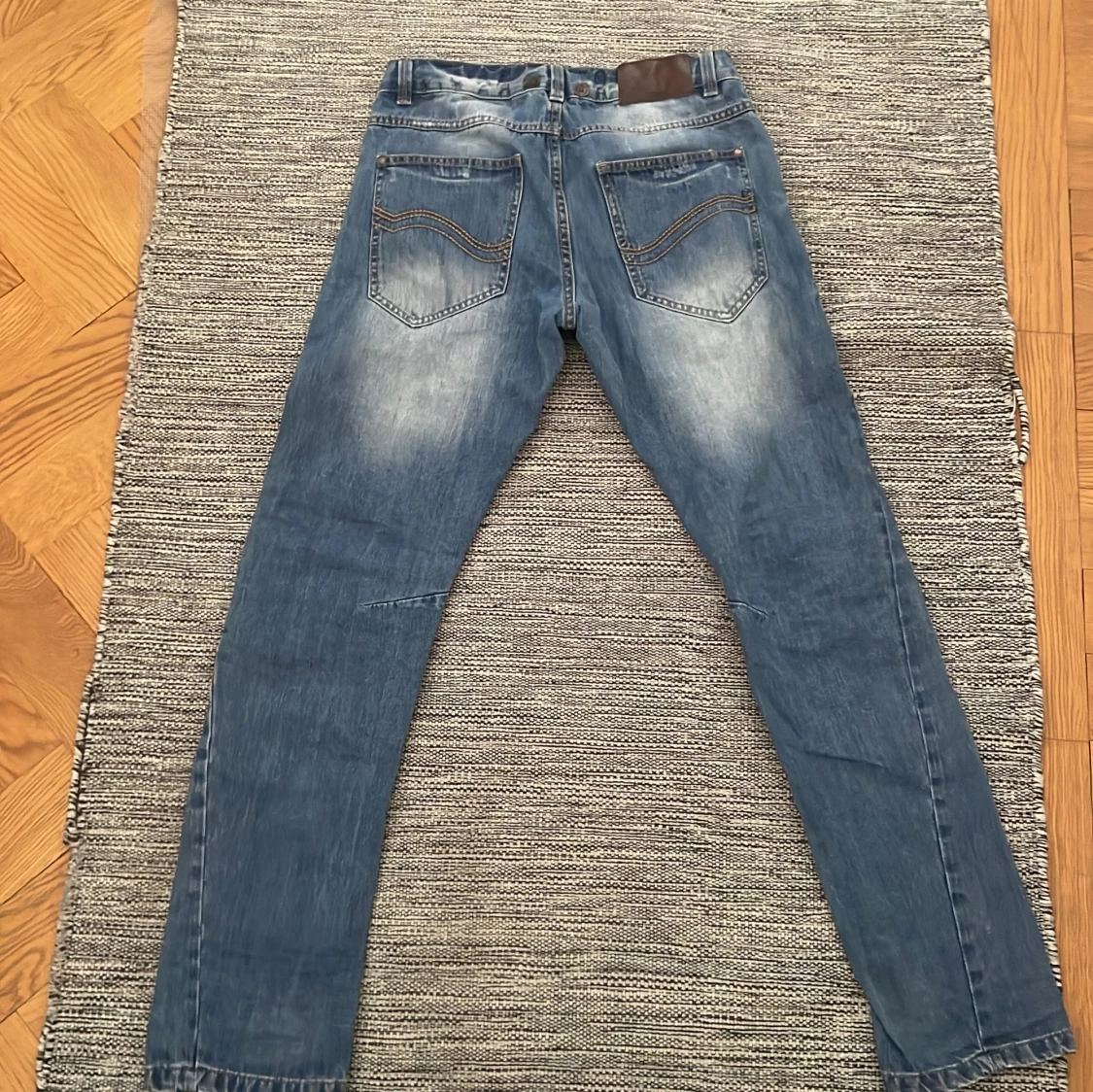 Ljusblåa jeans - 91