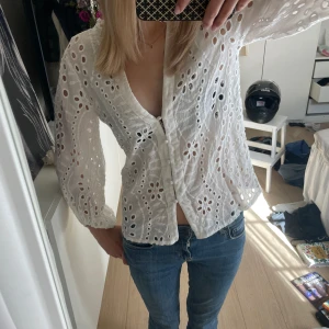 Gullig blus  - Urgullig blus!!!