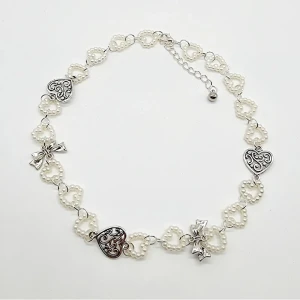 Handgjorda halsband  - Super cute 🎀●Material-plast pärlor, zinc alloy.  Nickel fri. Längd: 19cm och  5cm lång förlängninskedja för justering.