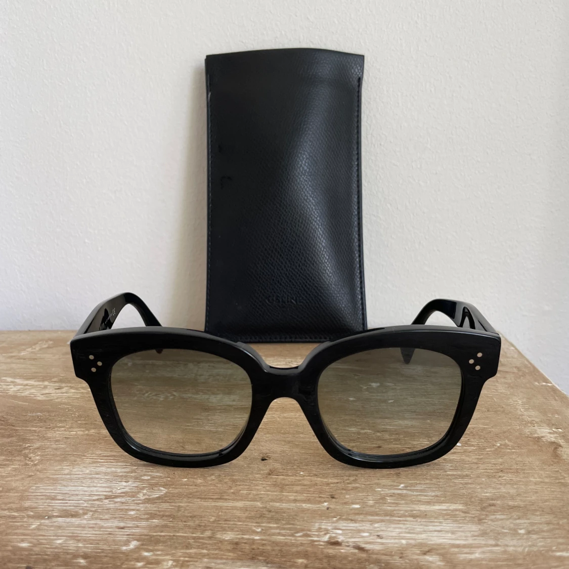 Celine solglasögon  - 93